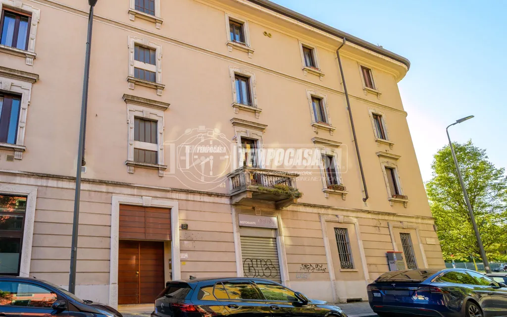 Välivaade - Two-Bedroom Apartment for Renovation in Milan