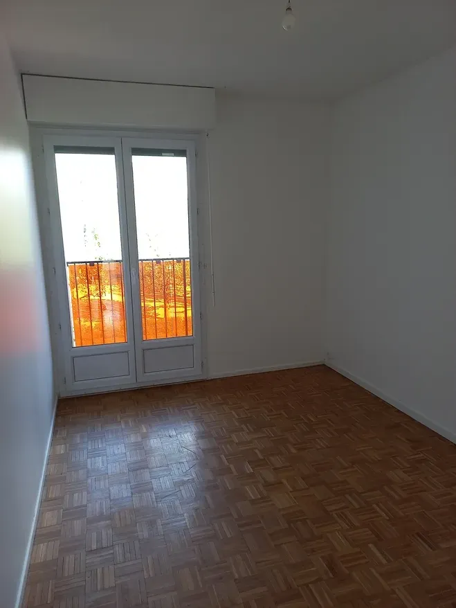 Toad - Secure Apartment with Balcony in Lyon