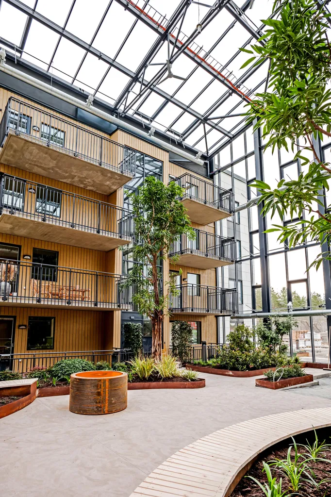 Aed - Modern Flat with Balconies in Innovatum