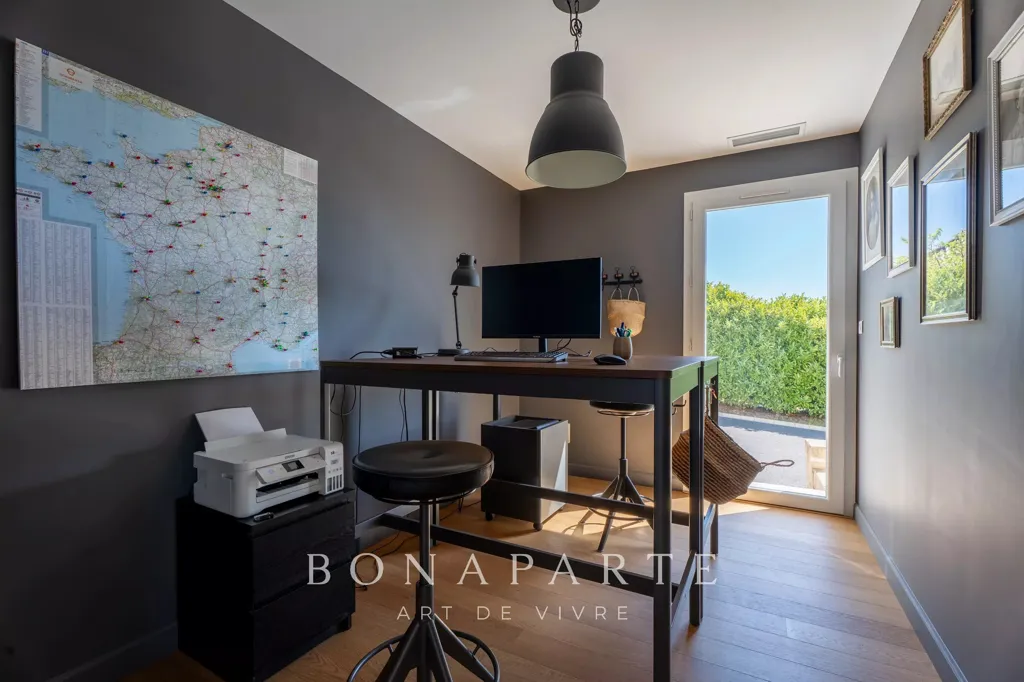 Bureau - Villa d'Exception avec Vue Panoramique au Cœur des Vignes