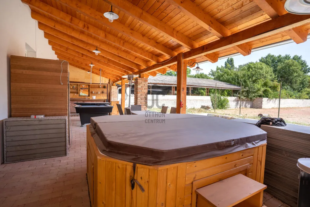 Terrazza - Restaurant with Accommodation in Nemesvita