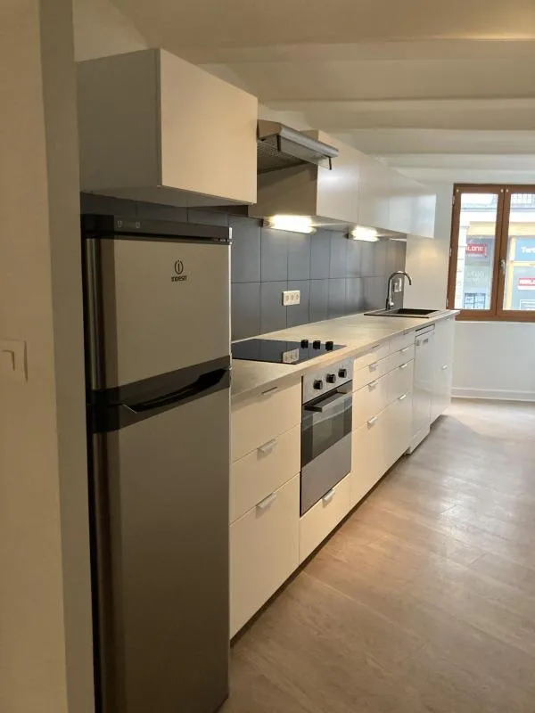 Cuisine - Maison de Bourg Rénovée en Triplex au Puy-en-Velay