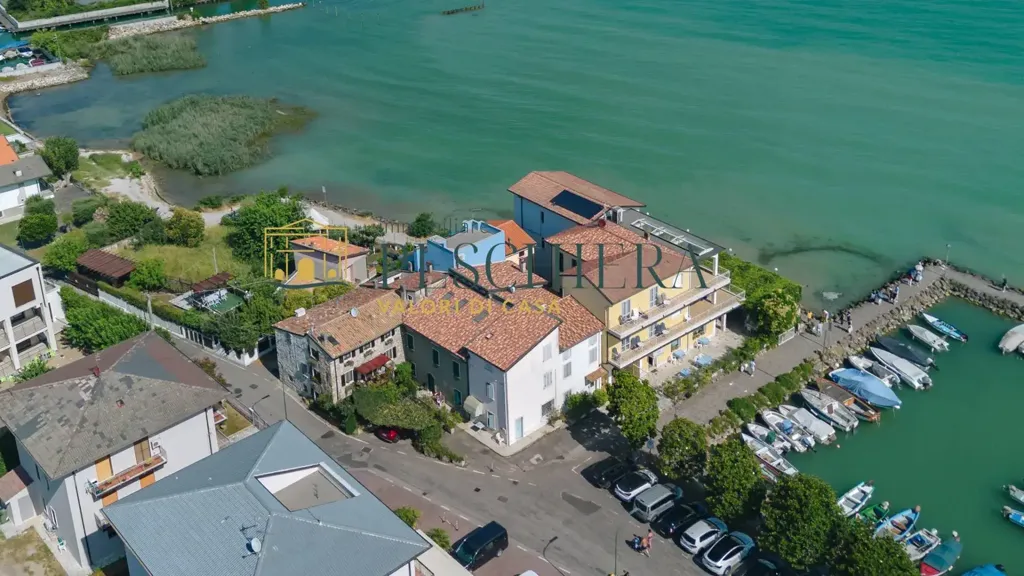 Vue aérienne - Rustic Terraced House with Lake View in Peschiera del Garda