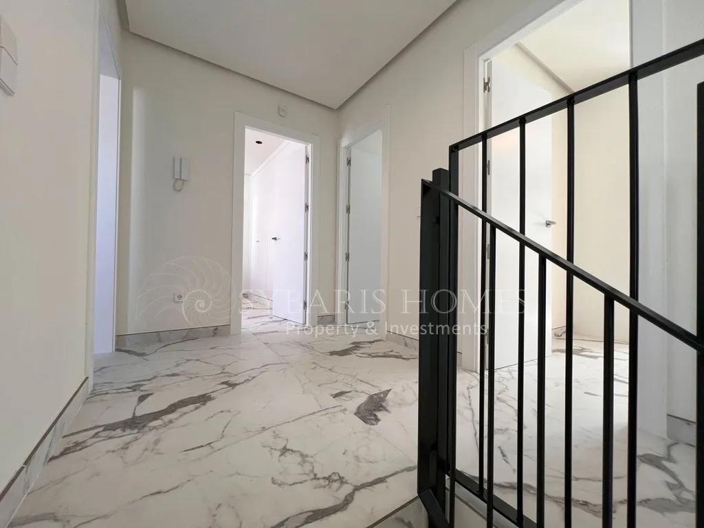 Pièces - Detached Villa with Pool in Montgo, Denia