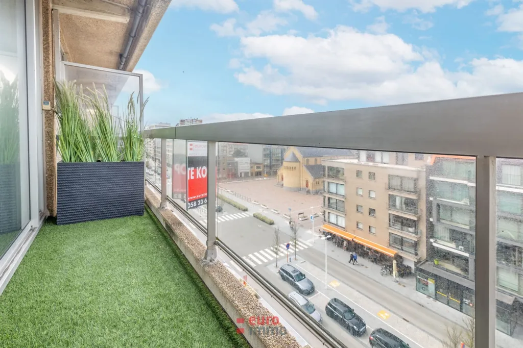 Balcon - Studio avec Slaaphoek et Terrasse dans un Cadre Calme