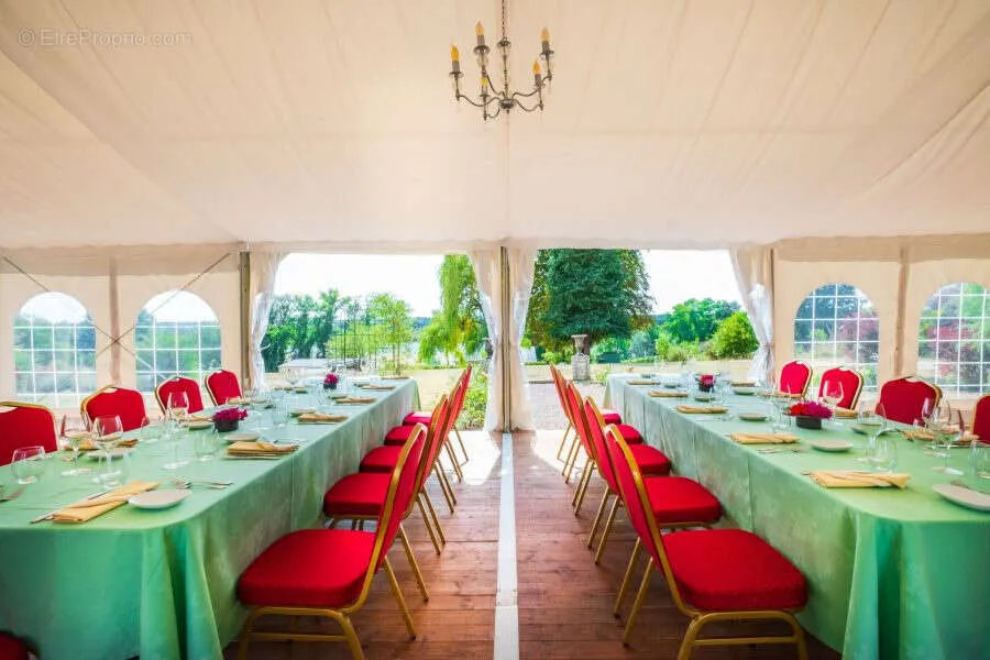 Salle à manger - Hôtel-Restaurant avec Vue sur la Loire