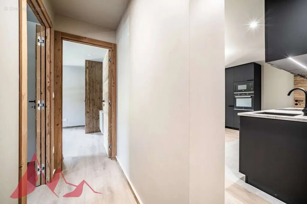 Cuisine - Appartement Rénové avec Balcon au Centre de Morzine