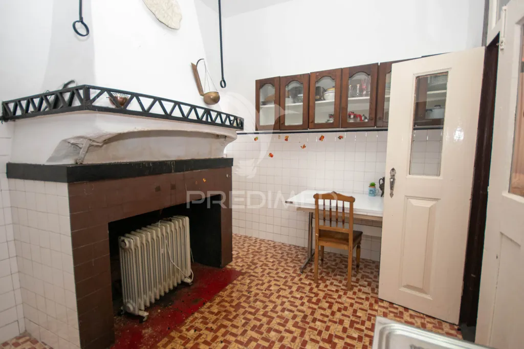 Cuisine - House with Commercial Potential in Trancoso