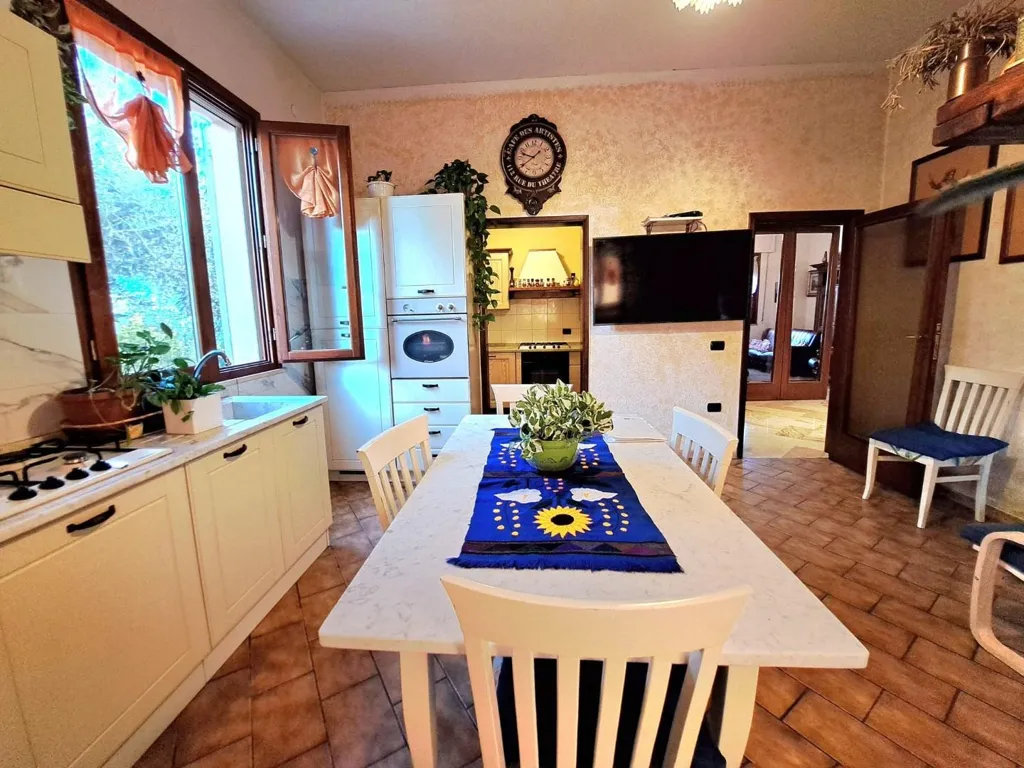 Villa with Garden in Fucecchio