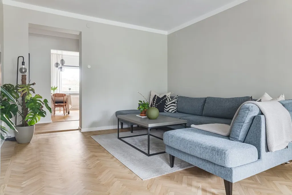 Séjour - Renovated Apartment with Large Balcony in Central Location
