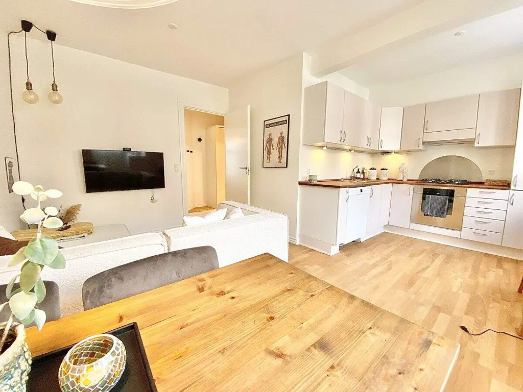 Elutuba - 2-Bedroom Apartment with Garden in Aalborg