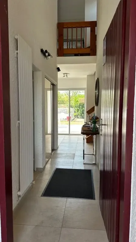 Hallway - Architectural House with Pool in Cap de Bos, Pessac