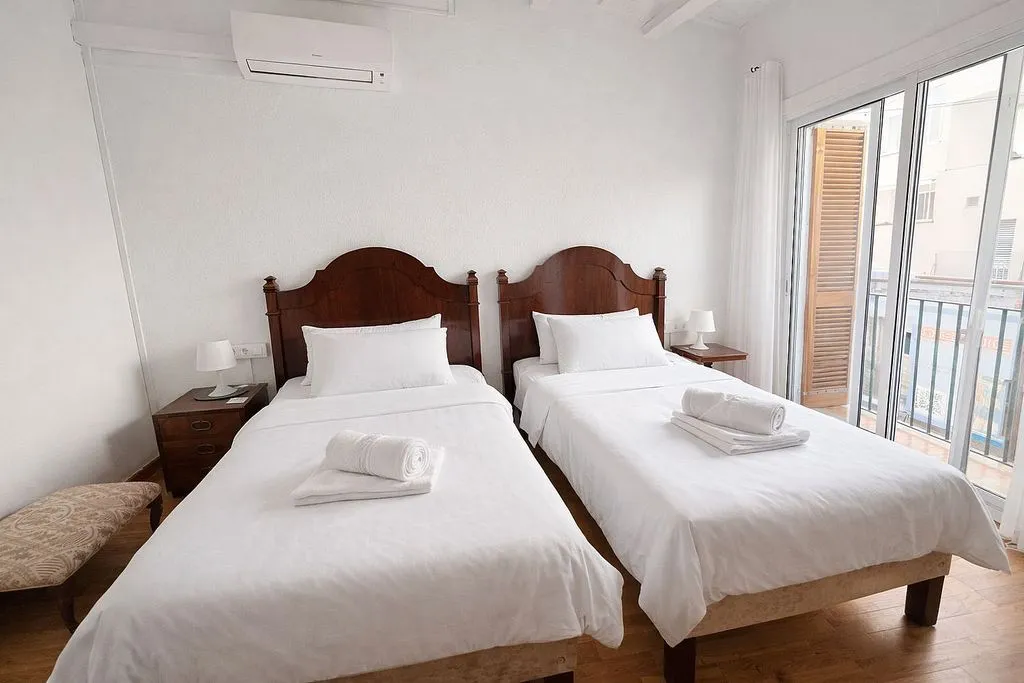 Chambres - Terraced House with South Terrace in Sitges Centre