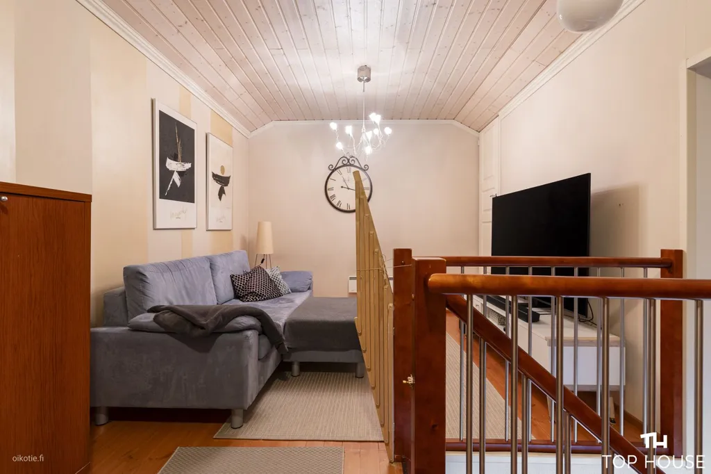 Soggiorno - Spacious Apartment with Garden in Tikkurila, Vantaa