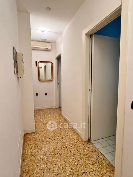 Esik - Duplex Villa with Private Garden in Vicenza