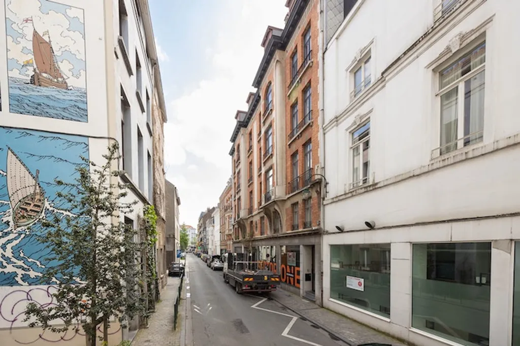 Extérieur - Loft Spacieux avec Terrasse en Centre-ville de Bruxelles