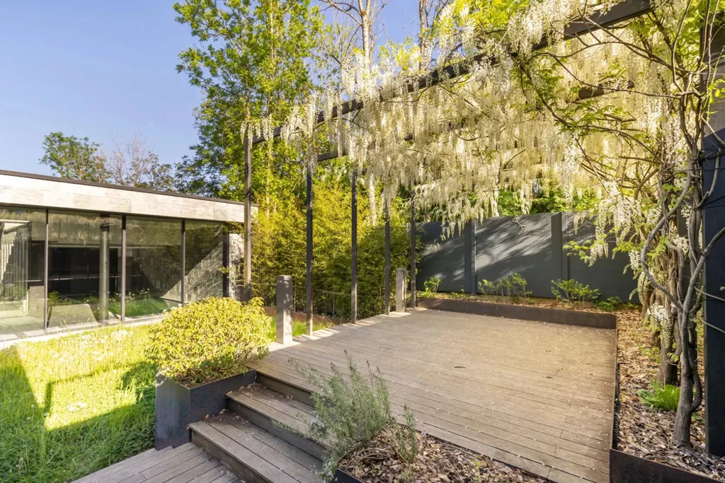 Jardin - Villa Luxueuse avec Piscine à Bereldange