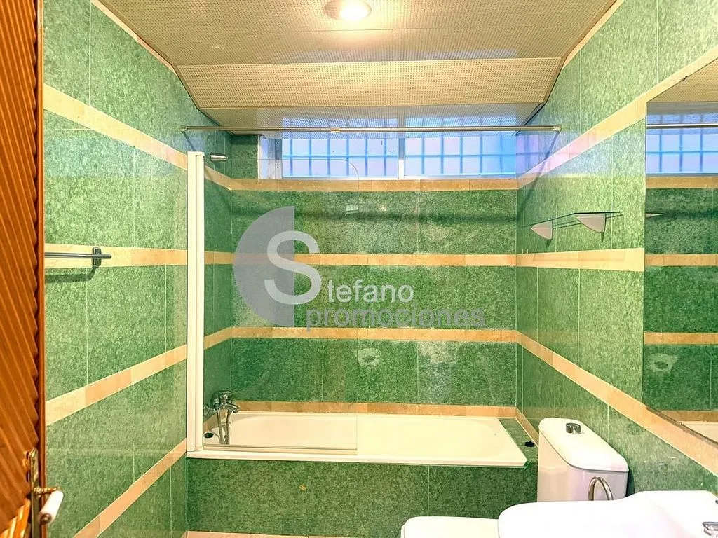 Bathrooms - Chalet with Terrace in Pedregalejo, Málaga