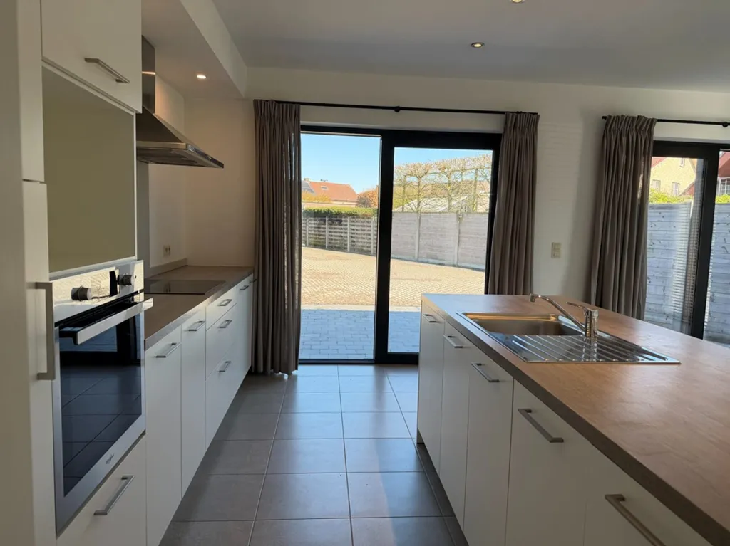 Köök - Modern Ground Floor Apartment with Terrace in Schilde