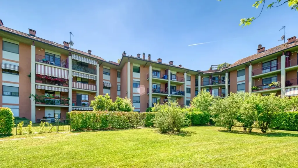 Giardino - Apartment with Double Balcony in Turin