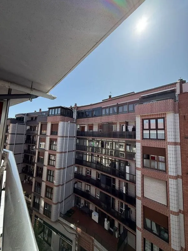 Balcon - Apartment with Balcony on Top Floor in Erandio