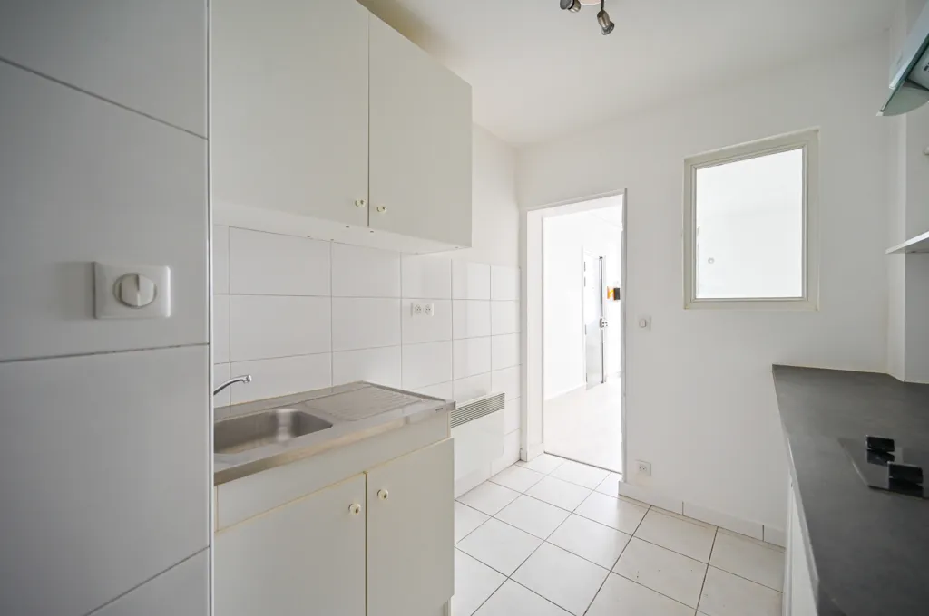 Cuisine - Studio Fonctionnel dans le 20e Arrondissement de Paris