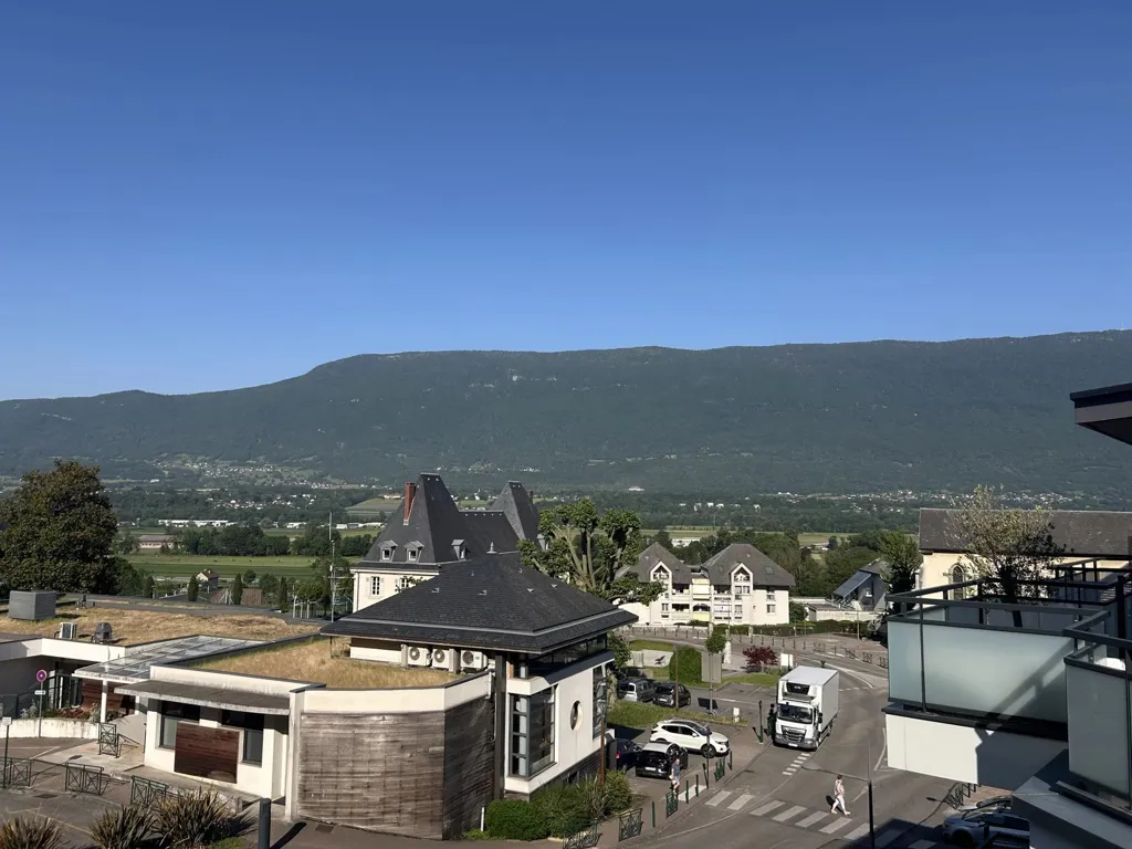 Balcon - Appartement T3 avec Vue Panoramique à Voglans