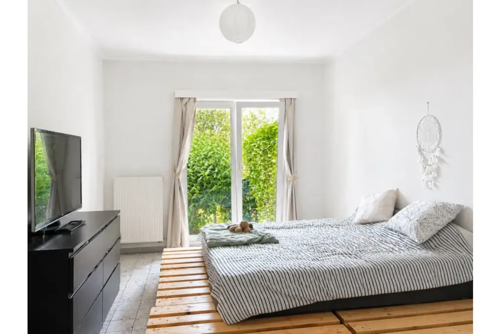 Magamistoad - Spacious Ground Floor Apartment with Terrace in Blegny