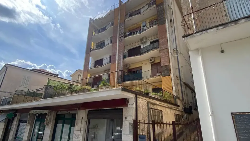 Appartement 4 pièces à IT