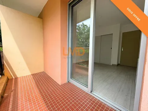 Rõdu - 2-Bedroom Apartment with Terrace in Fréjus
