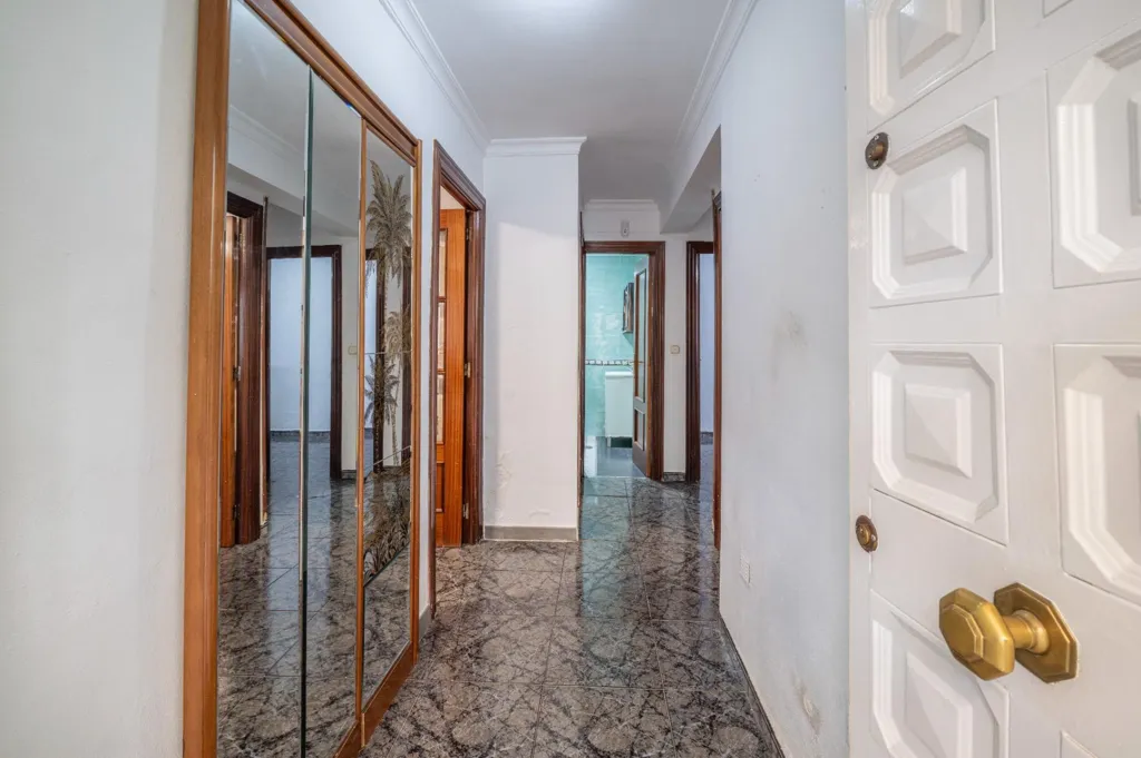 hallway_entrance