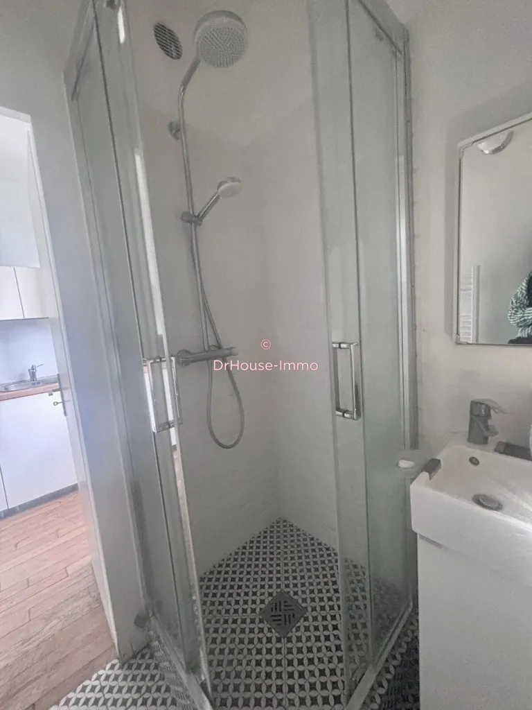 Salles de bain - Studio Centre Ville Rosny-sous-Bois