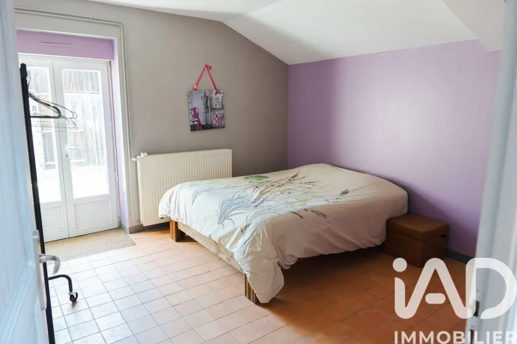 Maison 20 pièces à Les Hauts-d'Anjou