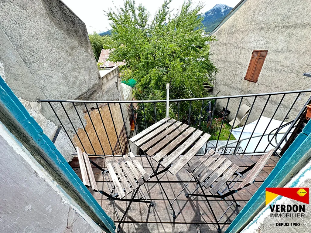 Rõdu - T2 Flat with Balcony in Saint-André-les-Alpes