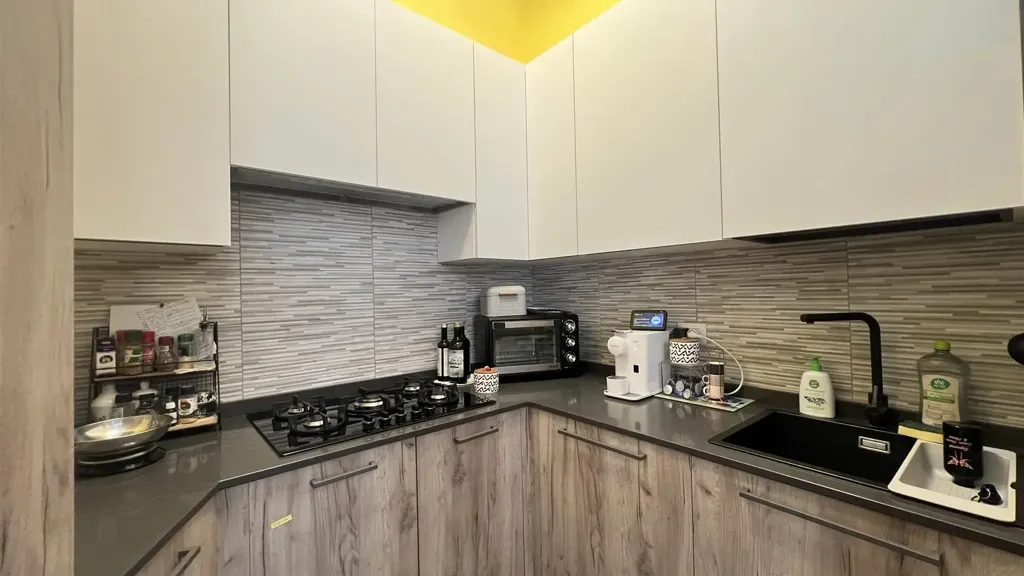 Cuisine - Rusticated Apartment with Balcony in Scandicci