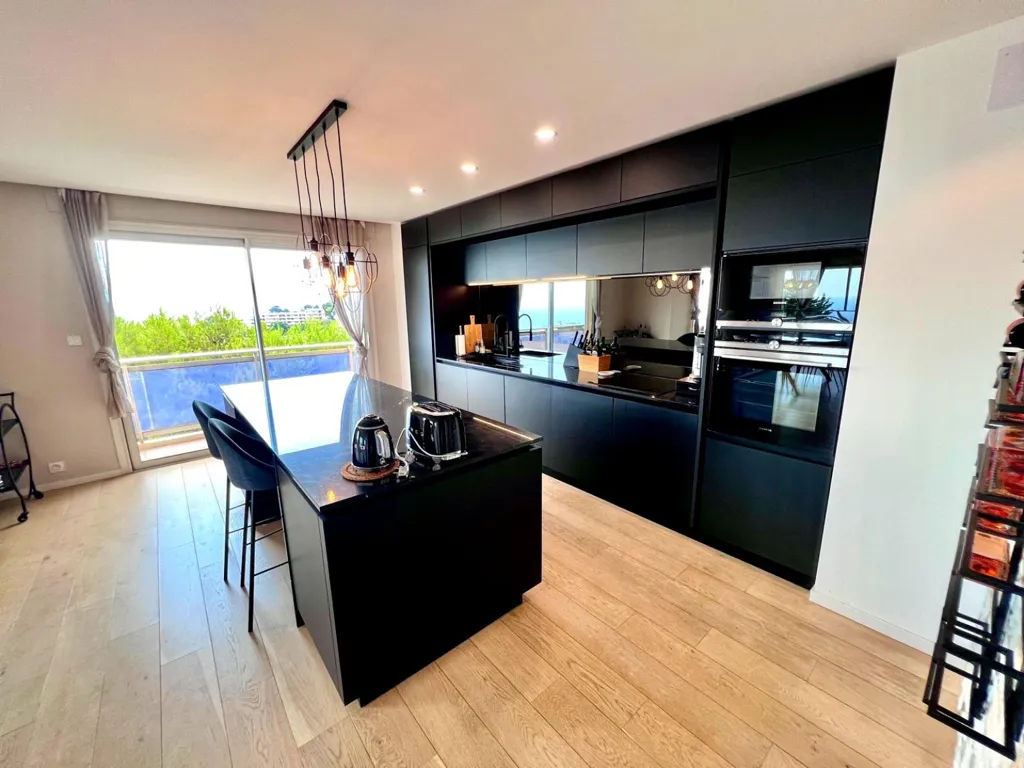 Cucina - Apartment with Panoramic Sea View in Nice