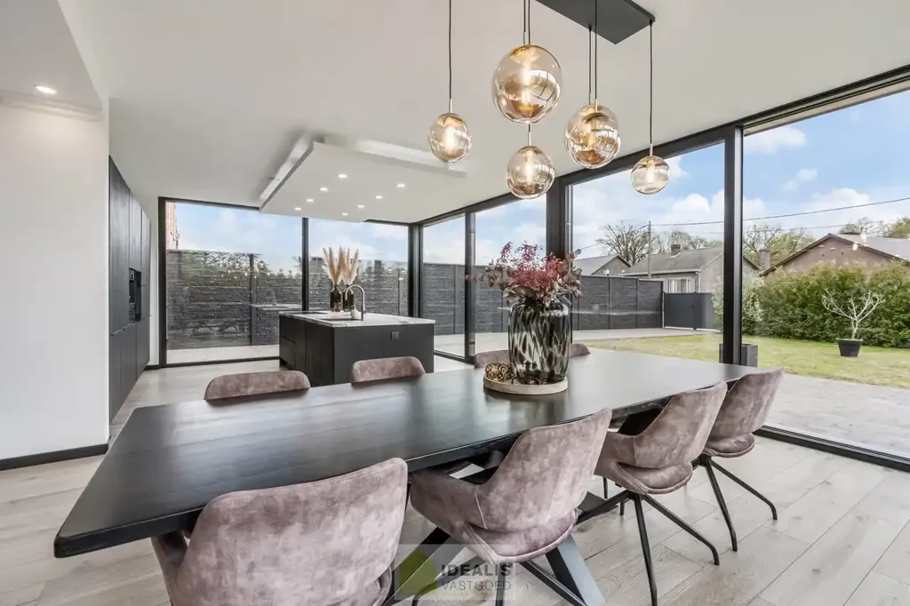 Sala da pranzo - Luxury Villa with Terrace in Overpelt