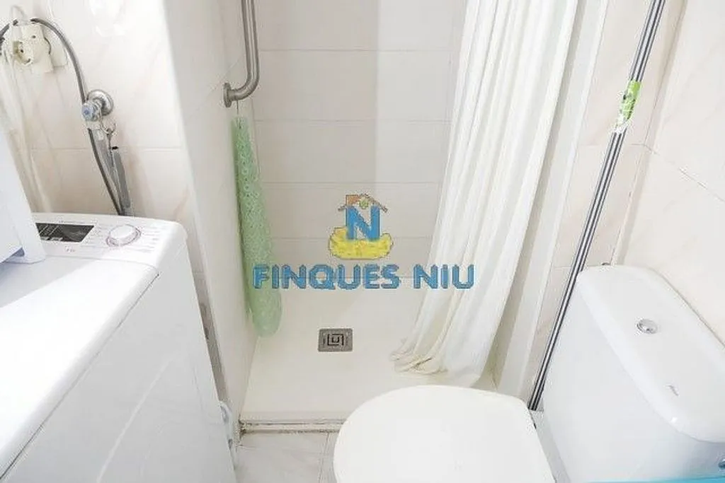 Bathrooms - Apartment with Pool in Platja d'Aro