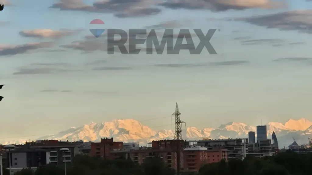 Penthouse with Panoramic Views in San Donato Milanese