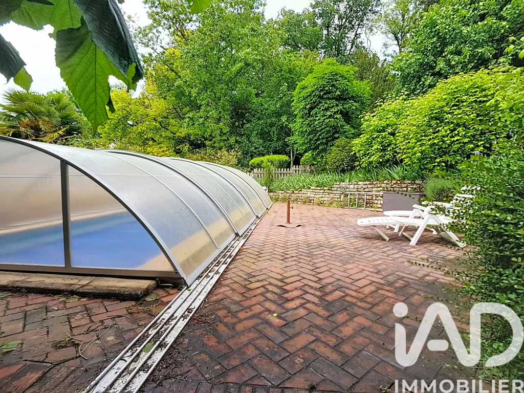 Piscine - Maison de Campagne avec Piscine à Château-Renard