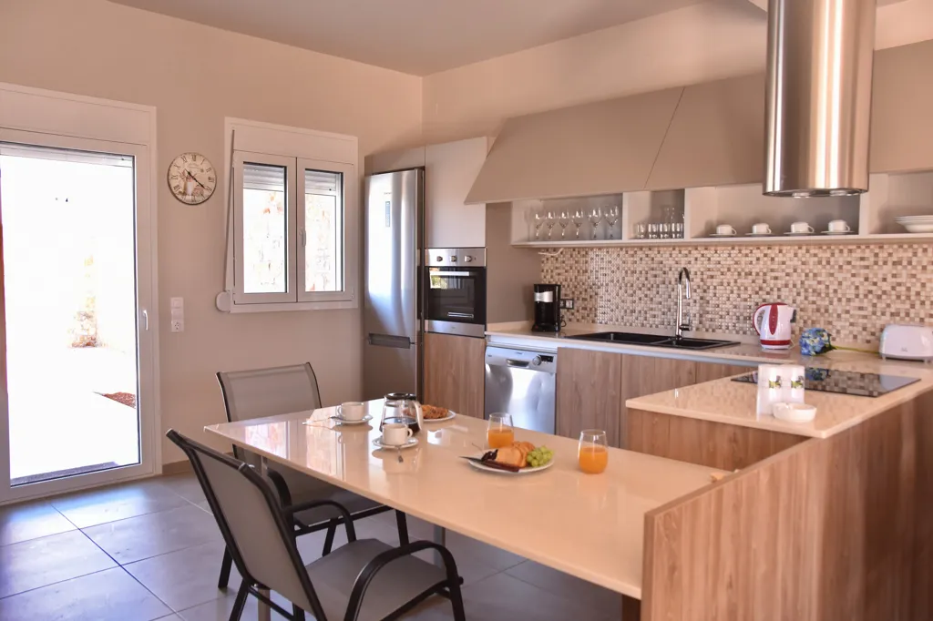 Cuisine - Villa with Sea View and Pool in Crete