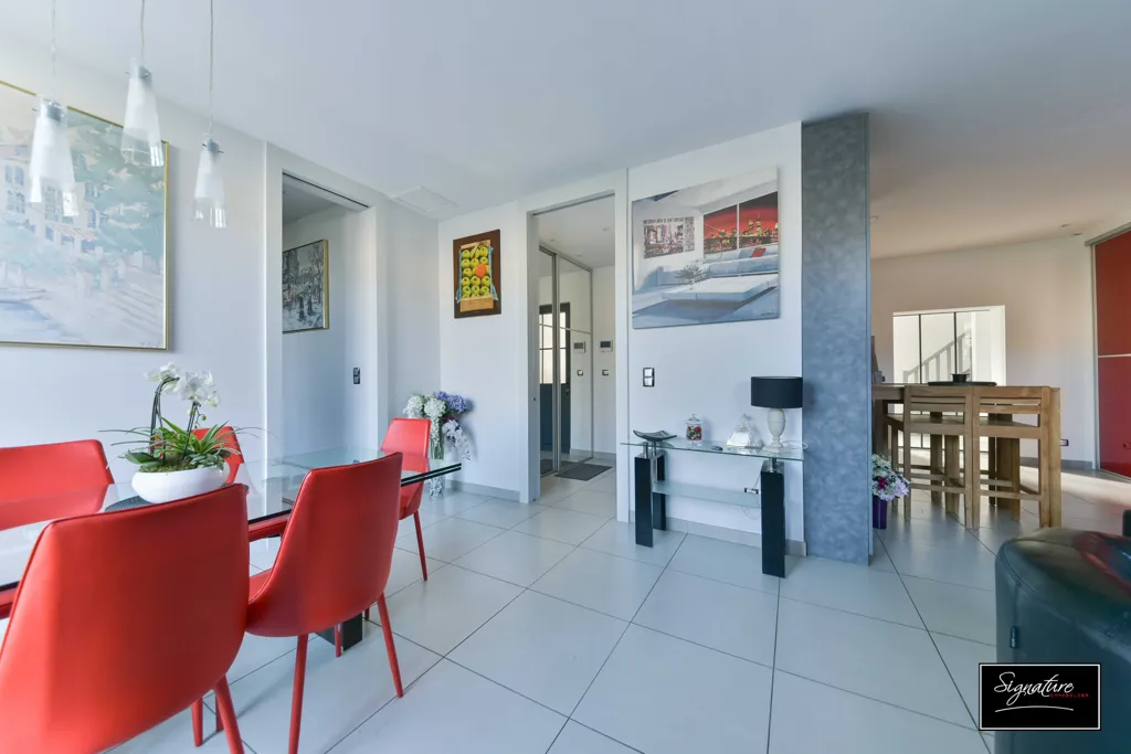 Söögituba - Apartment with Garden in Chantilly Centre