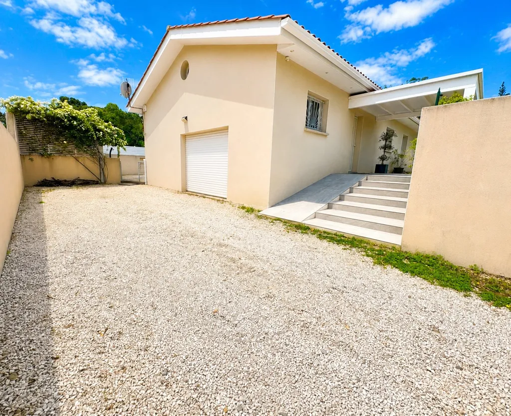 Välivaade - Ground Floor Villa with Pool in Clermont-l'Hérault
