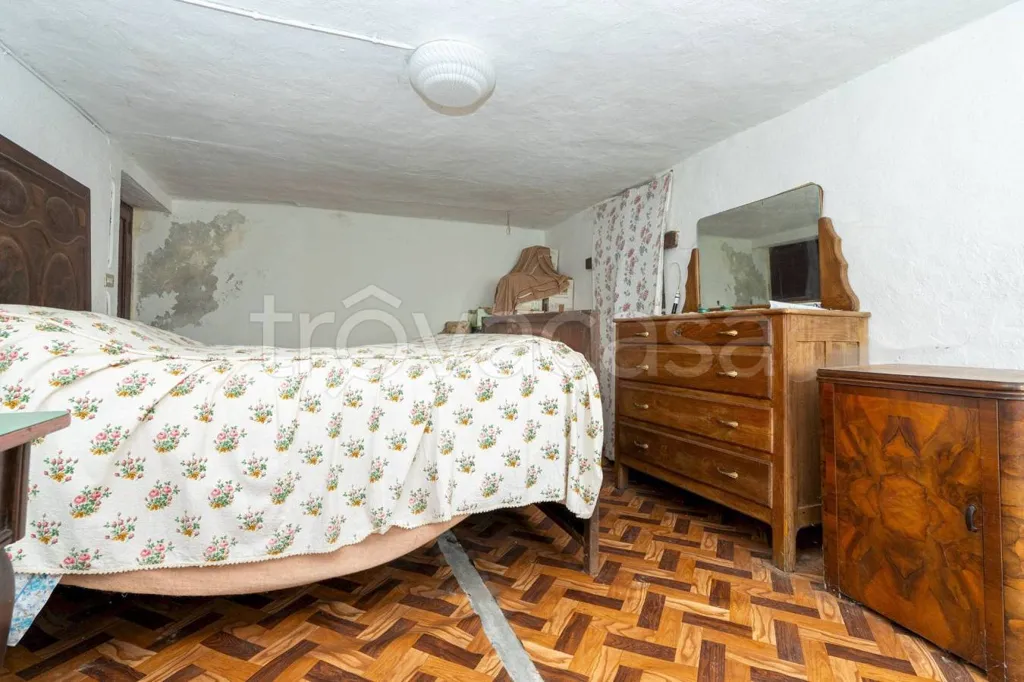 Chambres - Alpine Cottage with Panoramic Views in Pradleves