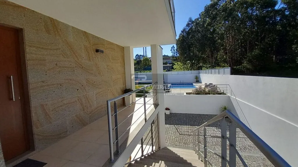 Hallway - Contemporary House with Pool in Viana do Castelo
