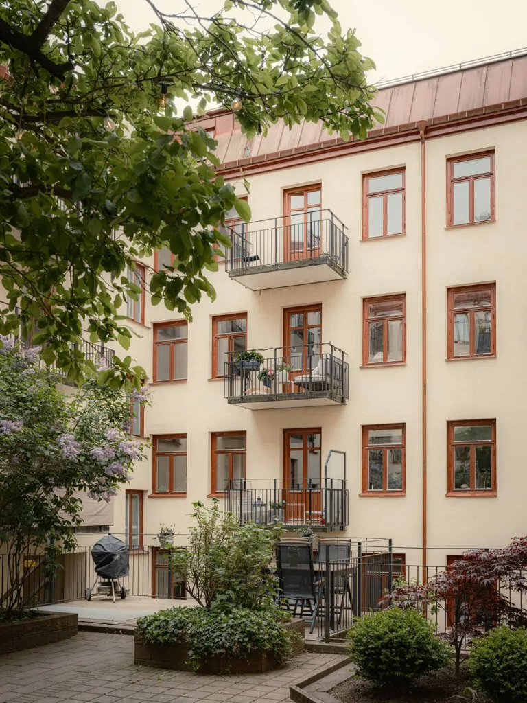 Jardin - Charming 2-Bedroom Flat with Balcony in Linné