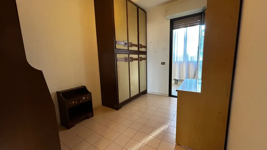 hallway_entrance