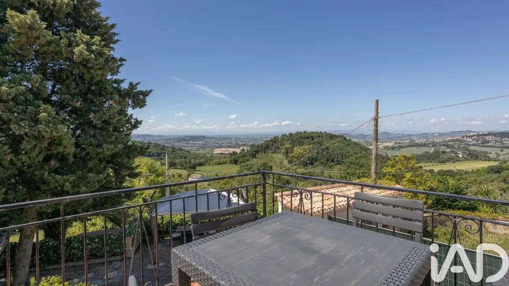 Terrasse - Rustic Villa with Panoramic Views in Massignano