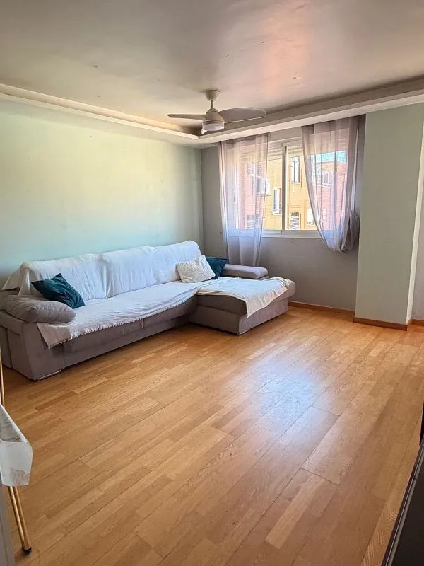 Elutuba - Penthouse with Pool in Valdemoro