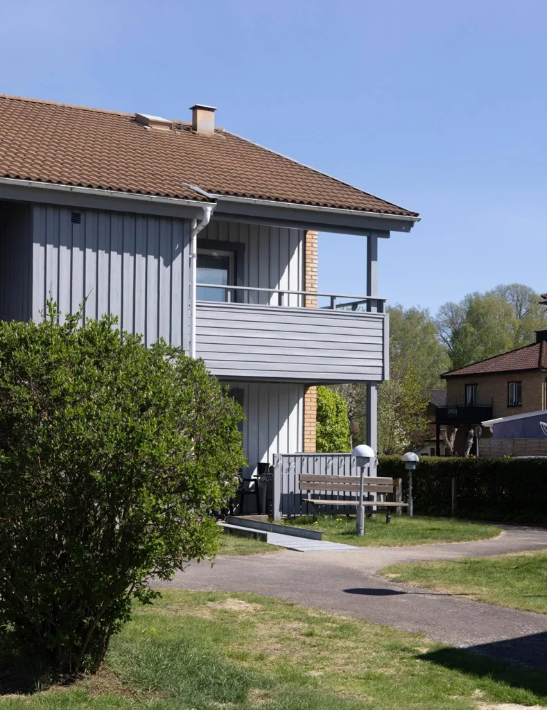 Esterno - Apartment with South-West Balcony in Central Lagan